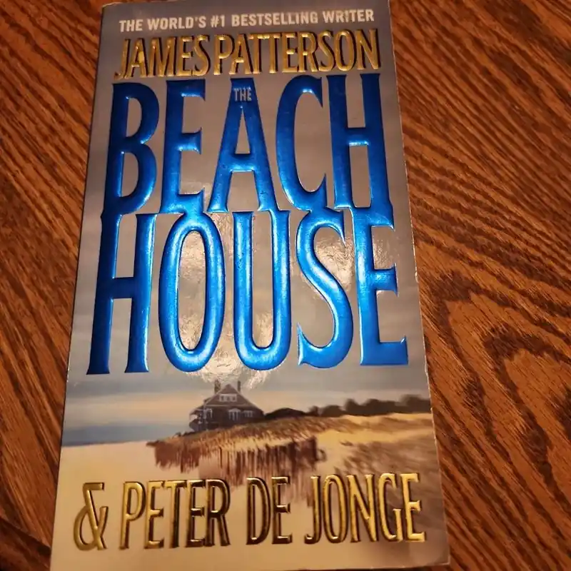The Beach House - James Patterson Fresh Stock