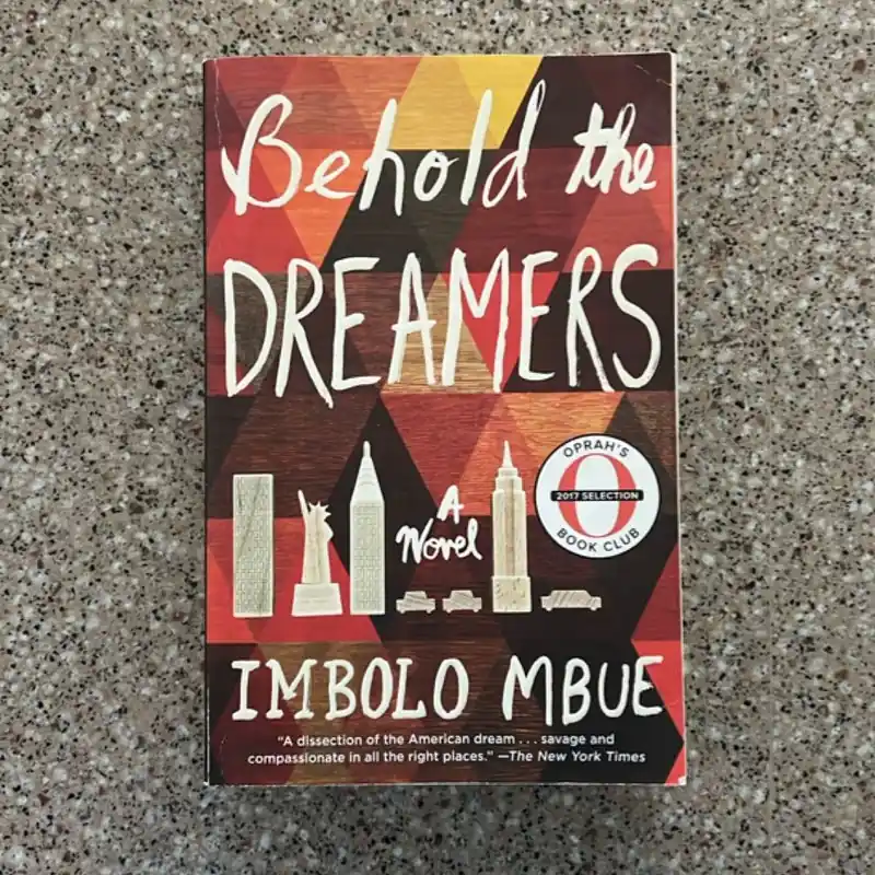 Luxury Behold the Dreamers - Imbolo Mbue