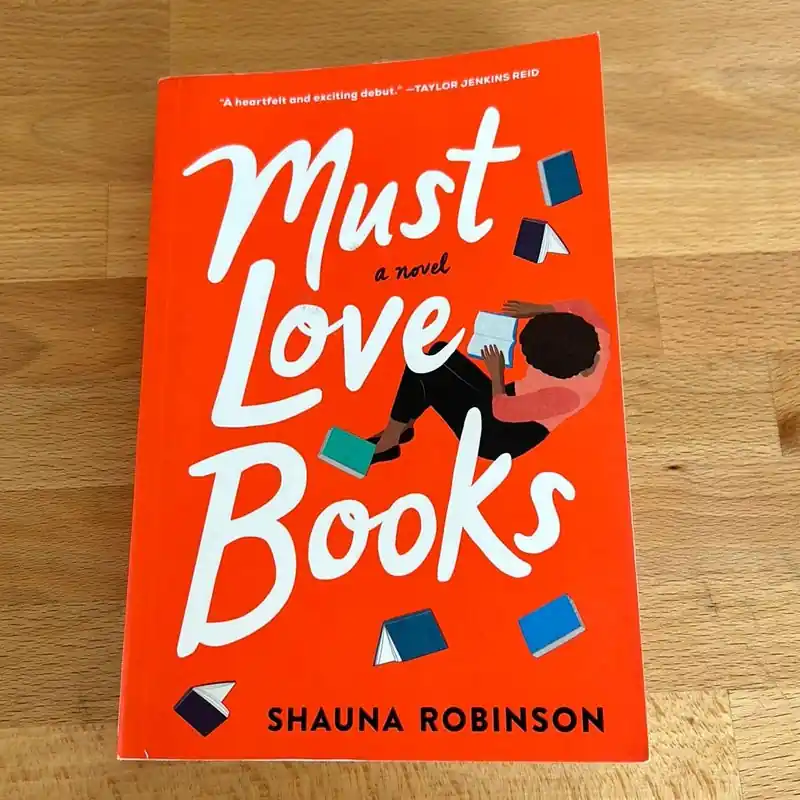 Certified Must Love Books - Shauna Robinson