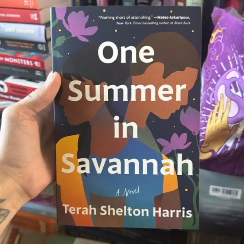Worldwide Shipping One Summer in Savannah - Terah Shelton Harris